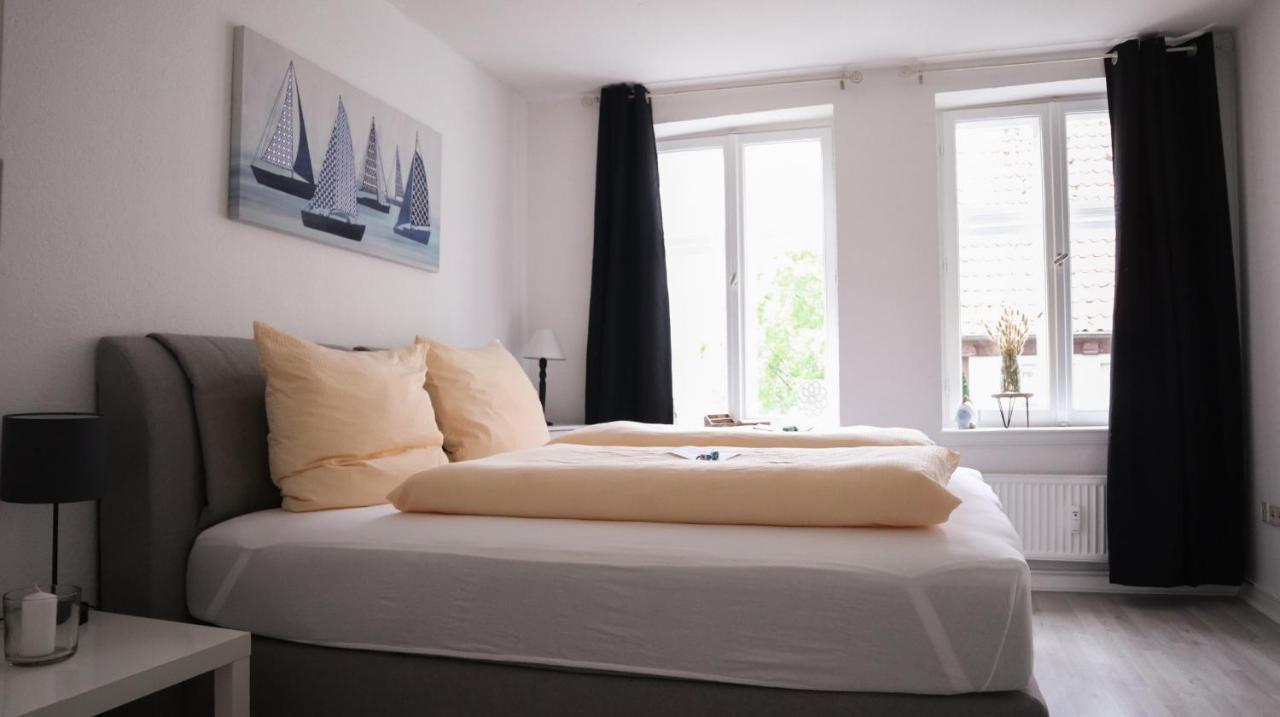 Kapitainskoje Direkt Am Hafen Flensburgs Appartement Buitenkant foto