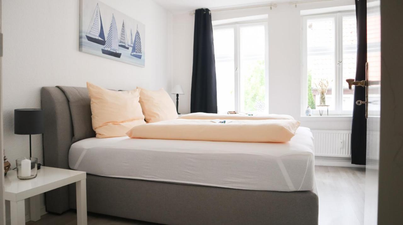 Kapitainskoje Direkt Am Hafen Flensburgs Appartement Buitenkant foto